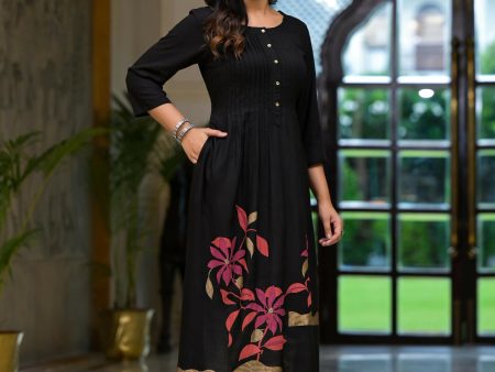 Juniper Women s Black Floral Printed Rayon Kurta With Button Closure Cheap