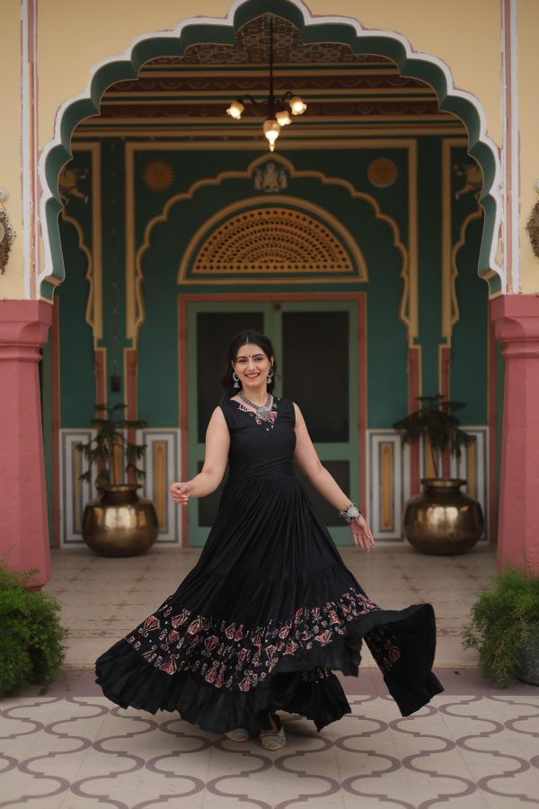 Lorenvalley Black Rayon Fabric with Printed Attached In Frill And Neck Gown Online Hot Sale