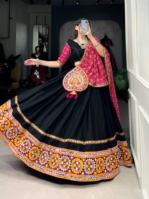 Lorenvalley Black Pure CottonPlain And Original Mirror Gamthi Work Lace Border Lehenga Choli with Dupatta on Sale