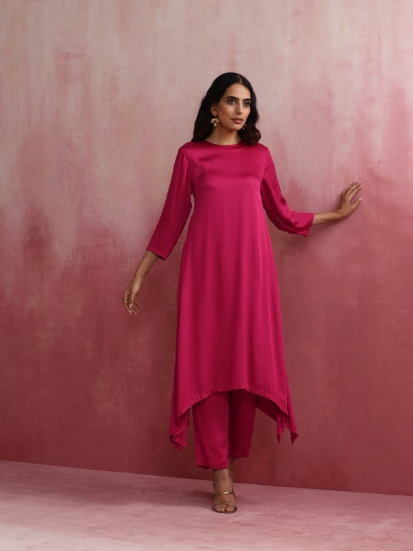 trueBrowns Magenta Highlow Modal Kurta Set Online