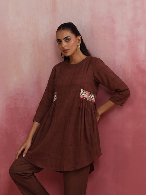 trueBrowns Brown Cotton Dobby Kurta Co-ord set Online now