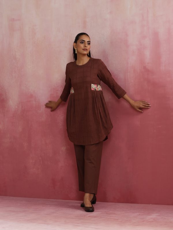 trueBrowns Brown Cotton Dobby Kurta Co-ord set Online now