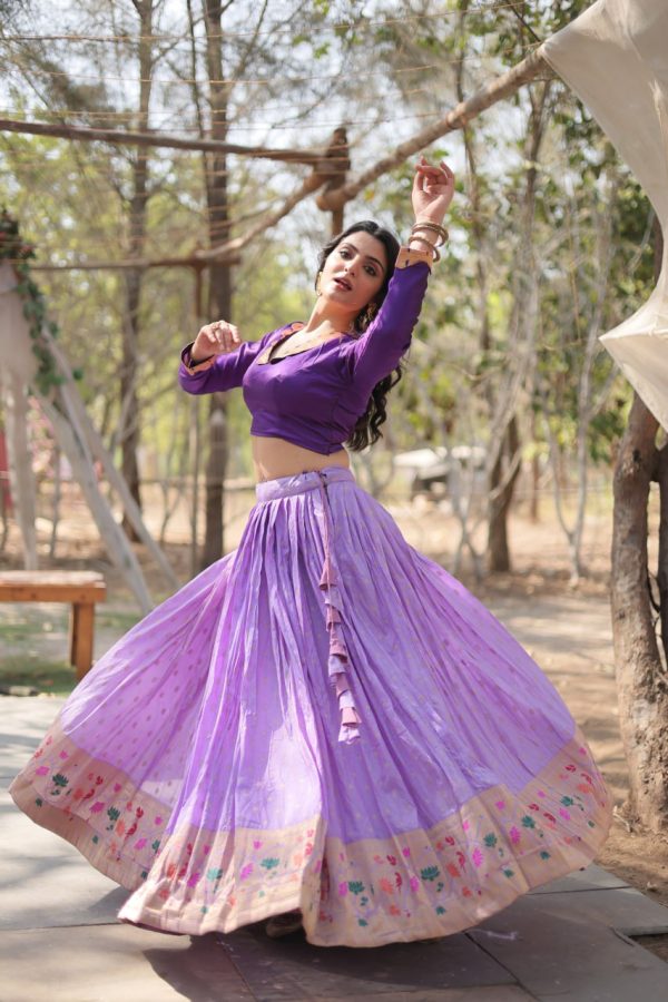 Lorenvalley Lavender Pure Viscose Jacquard with Kalamkari Jari Border Lehenga Choli Supply